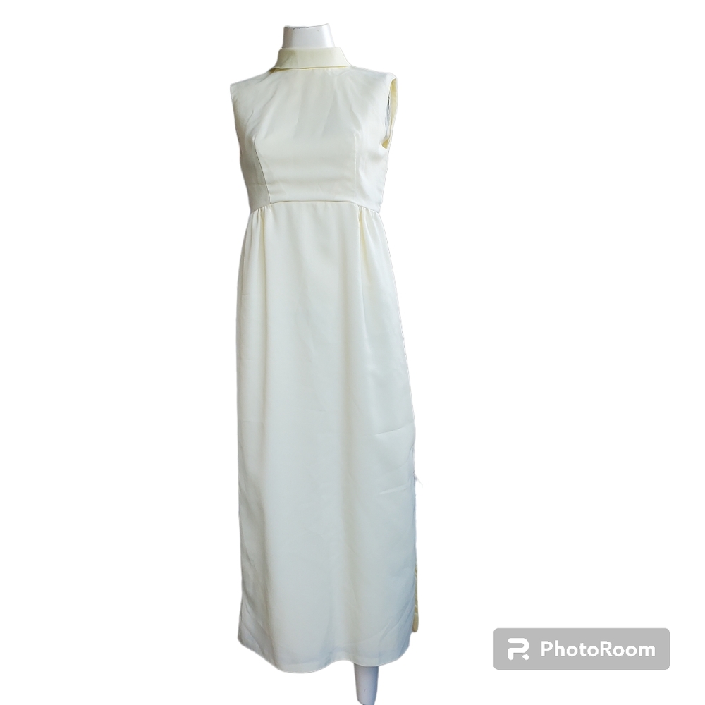 Vintage 60's-70's Jane Martin II California Ivory Sleeveless Cocktail Dress